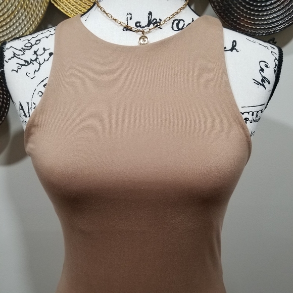 gaze Bodysuit High Neck Color Tan SIZE S. - Picture 4 of 17